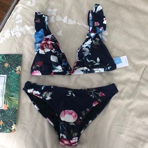 CUPSHE FLORAL BIKINI